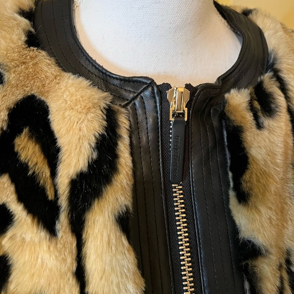 ✨STUNNING KARL LAGERFELD JACKET ✨ - Picture 3 of 5